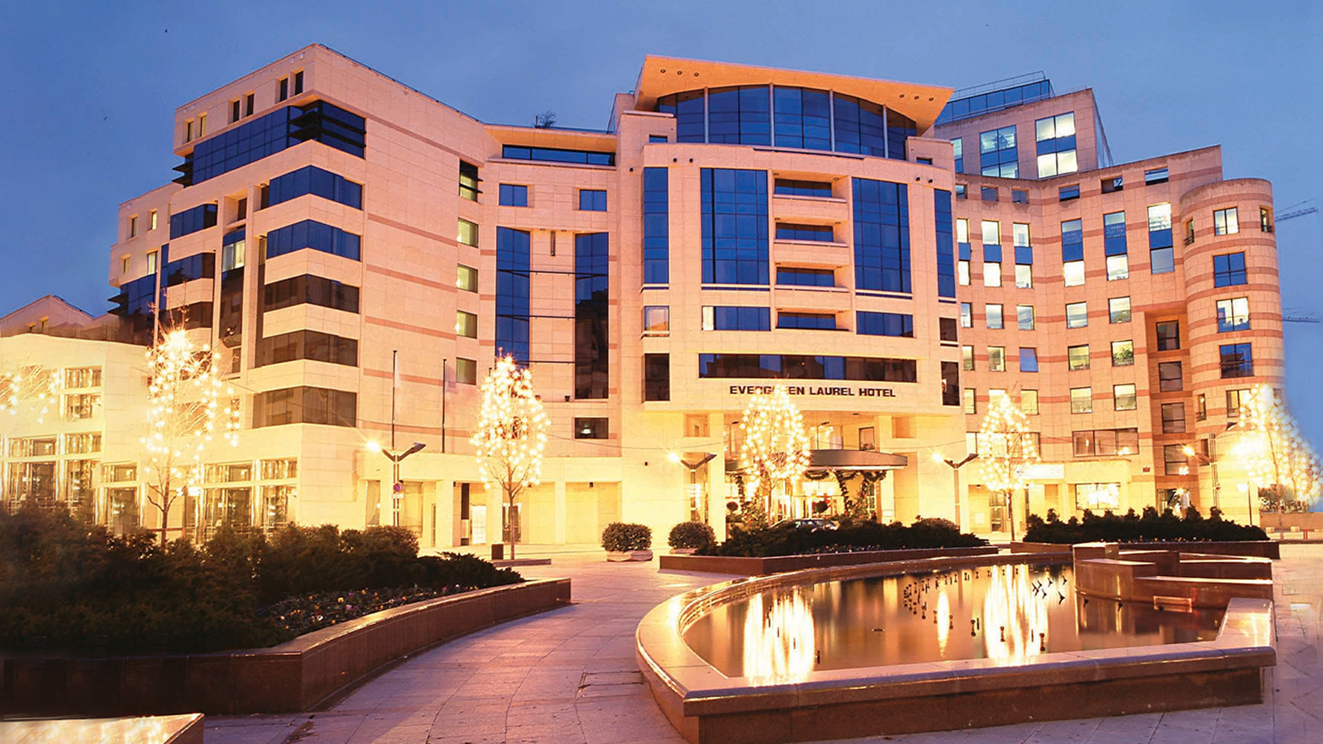 Evergreen Laurel Hotel