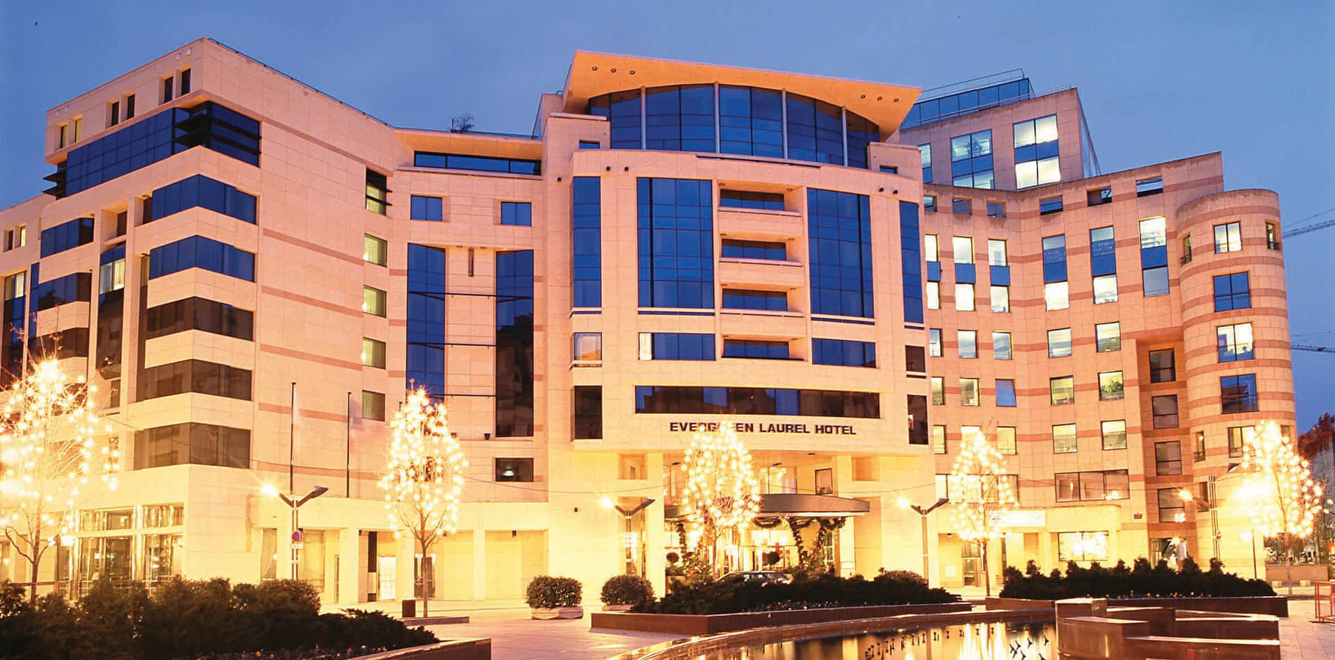 Evergreen Laurel Hotel