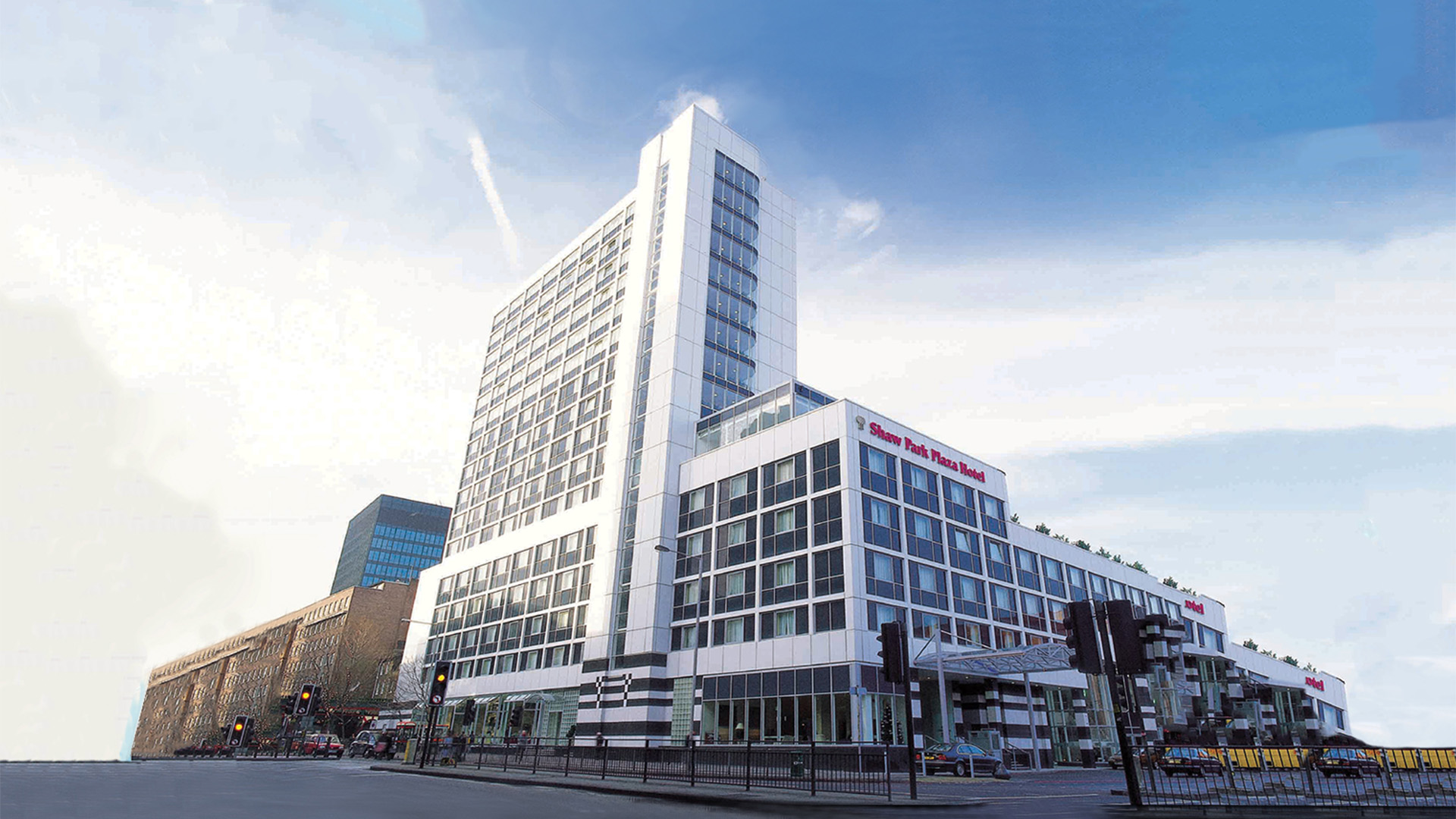 Shaw Park Plaza Hotel